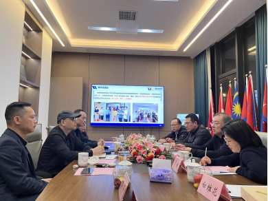 校长程书强一行在武汉联远教育科技有限公司座谈