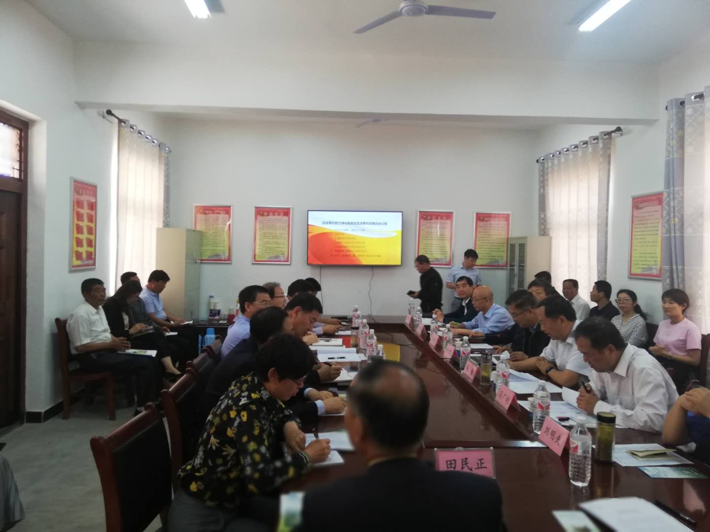 驻咸高校助力淳化县脱贫攻坚消费扶贫推进会现场