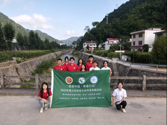 正在上传... 5b57d23f9f061a09b177b00fde78e31d.png